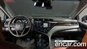 Toyota Camry 2.5 LE HYBRID 2020 года из Южной Кореи