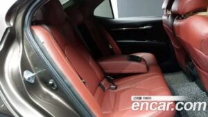 Toyota Camry 2.5 LE HYBRID 2020 года из Южной Кореи