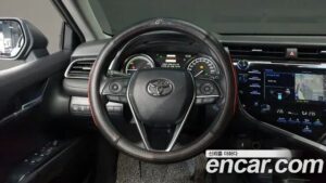 Toyota Camry 2.5 LE HYBRID 2020 года из Южной Кореи