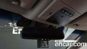 Toyota Camry 2.5 LE HYBRID 2020 года из Южной Кореи