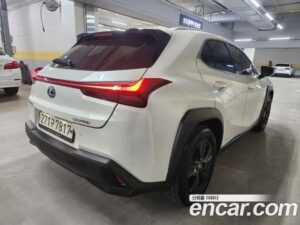 Lexus UX 2.0 2WD 2021 года из Южной Кореи