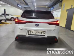 Lexus UX 2.0 2WD 2021 года из Южной Кореи