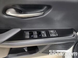 Lexus UX 2.0 2WD 2021 года из Южной Кореи