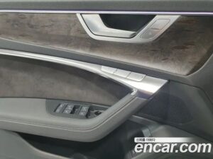 Audi A7 55 TFSI 4WD Premium 2020 года из Южной Кореи