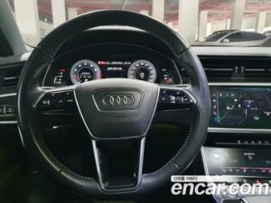 Audi A7 55 TFSI 4WD Premium 2020 года из Южной Кореи
