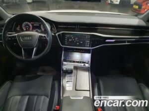 Audi A7 55 TFSI 4WD Premium 2020 года из Южной Кореи