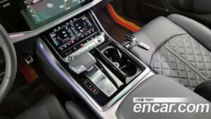 Audi Q8 50 TDI 4WD Premium 2021 года из Южной Кореи