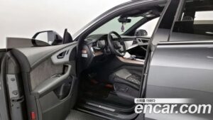 Audi Q8 50 TDI 4WD Premium 2021 года из Южной Кореи