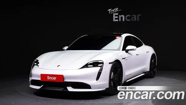 Porsche Taycan Turbo 2021 года из Кореи