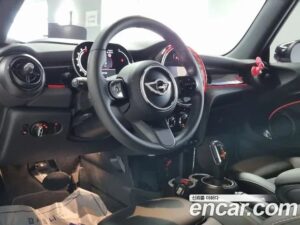 Mini Cooper Convertible CLASSIC 2022 года из Южной Кореи