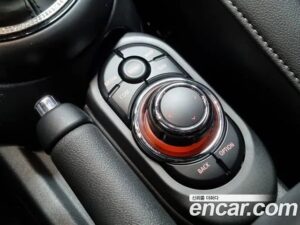 Mini Cooper Convertible CLASSIC 2022 года из Южной Кореи