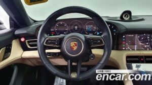 Porsche Taycan 4S 2021 года из Южной Кореи