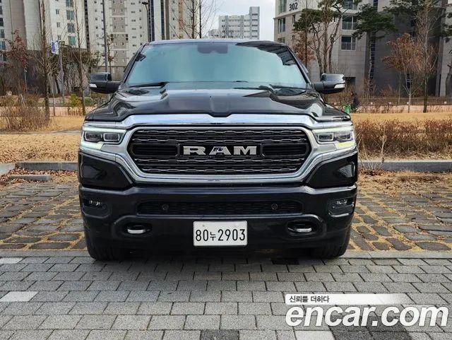 Dodge Ram Pick Up 5.7 2019 года из Кореи