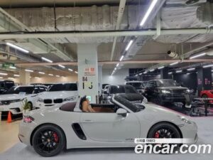 Porsche 718 4.0 GTS 2022 года из Южной Кореи
