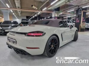 Porsche 718 4.0 GTS 2022 года из Южной Кореи