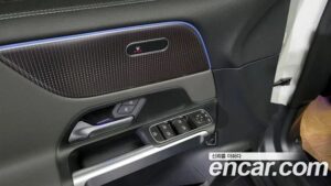 Mercedes-Benz EQB EQB300 4MATIC 2022 года из Южной Кореи