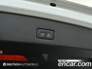 Audi Q4 e-TRON 40 2022 года из Южной Кореи