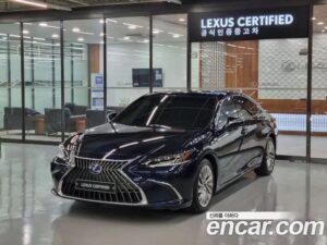 Lexus ES Executive 2022 года из Южной Кореи