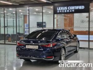 Lexus ES Executive 2022 года из Южной Кореи