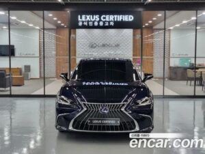 Lexus ES Executive 2022 года из Южной Кореи
