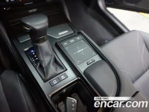Lexus ES Executive 2022 года из Южной Кореи