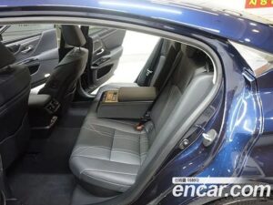 Lexus ES Executive 2022 года из Южной Кореи