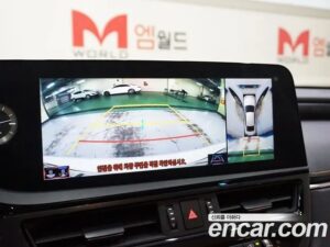 Lexus ES Executive 2022 года из Южной Кореи