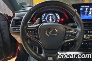 Lexus ES F-Sport 2022 года из Южной Кореи