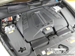 Bentley Bentayga 4.0 V8 2022 года из Южной Кореи