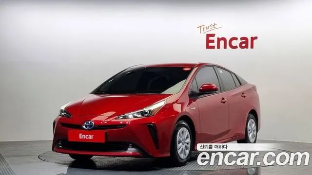 Toyota Prius 1.8 2019 года из Кореи