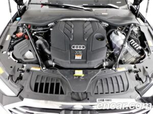 Audi A8 55 TFSI 4WD LWB 2021 года из Южной Кореи