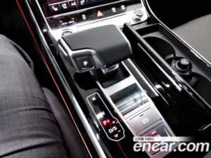 Audi A8 55 TFSI 4WD LWB 2021 года из Южной Кореи
