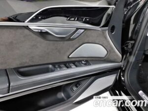 Audi A8 55 TFSI 4WD LWB 2021 года из Южной Кореи