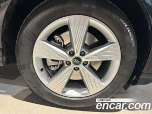 Audi Q4 e-TRON 40 2022 года из Южной Кореи