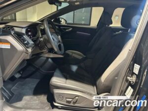 Audi Q4 e-TRON 40 2022 года из Южной Кореи