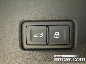 Audi Q4 e-TRON 40 2022 года из Южной Кореи