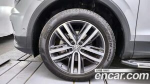 Volkswagen Tiguan 2.0 TDI Prestige 2020 года из Южной Кореи