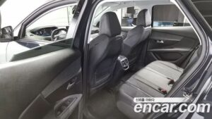 Peugeot 3008 1.5 BlueHDi ALLURE 2021 года из Южной Кореи