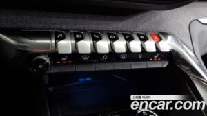 Peugeot 3008 1.5 BlueHDi ALLURE 2021 года из Южной Кореи
