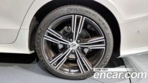 Volvo S60 B5 Inscription 2021 года из Южной Кореи