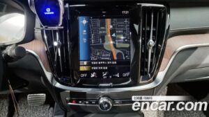 Volvo S60 B5 Inscription 2021 года из Южной Кореи
