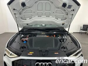 Audi e-tron S 2022 года из Южной Кореи