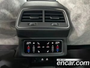 Audi e-tron S 2022 года из Южной Кореи