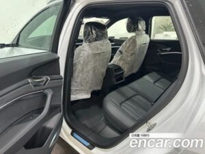 Audi e-tron S 2022 года из Южной Кореи