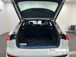 Audi e-tron S 2022 года из Южной Кореи