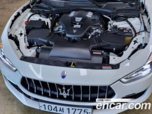 Maserati Ghibli 3.0 GranLusso 2020 года из Южной Кореи