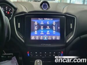 Maserati Ghibli 3.0 GranLusso 2020 года из Южной Кореи