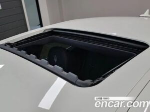 Maserati Ghibli 3.0 GranLusso 2020 года из Южной Кореи