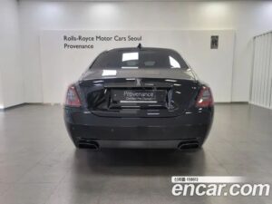 Rolls-Royce Ghost 6.7 V12 Black Badge 2022 года из Южной Кореи