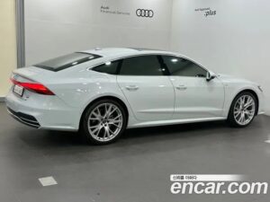 Audi A7 50 TDI 4WD Premium 2022 года из Южной Кореи
